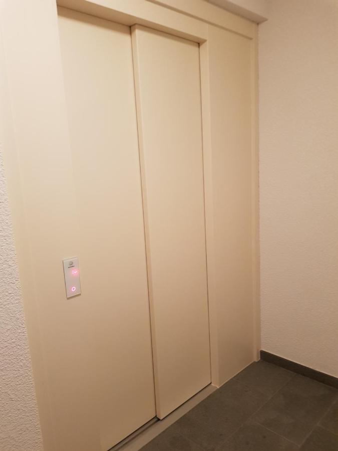 Koksijde Zeedijk La Digue 102 Appartement Met Garage - Lateraal Zeezicht Exterior photo